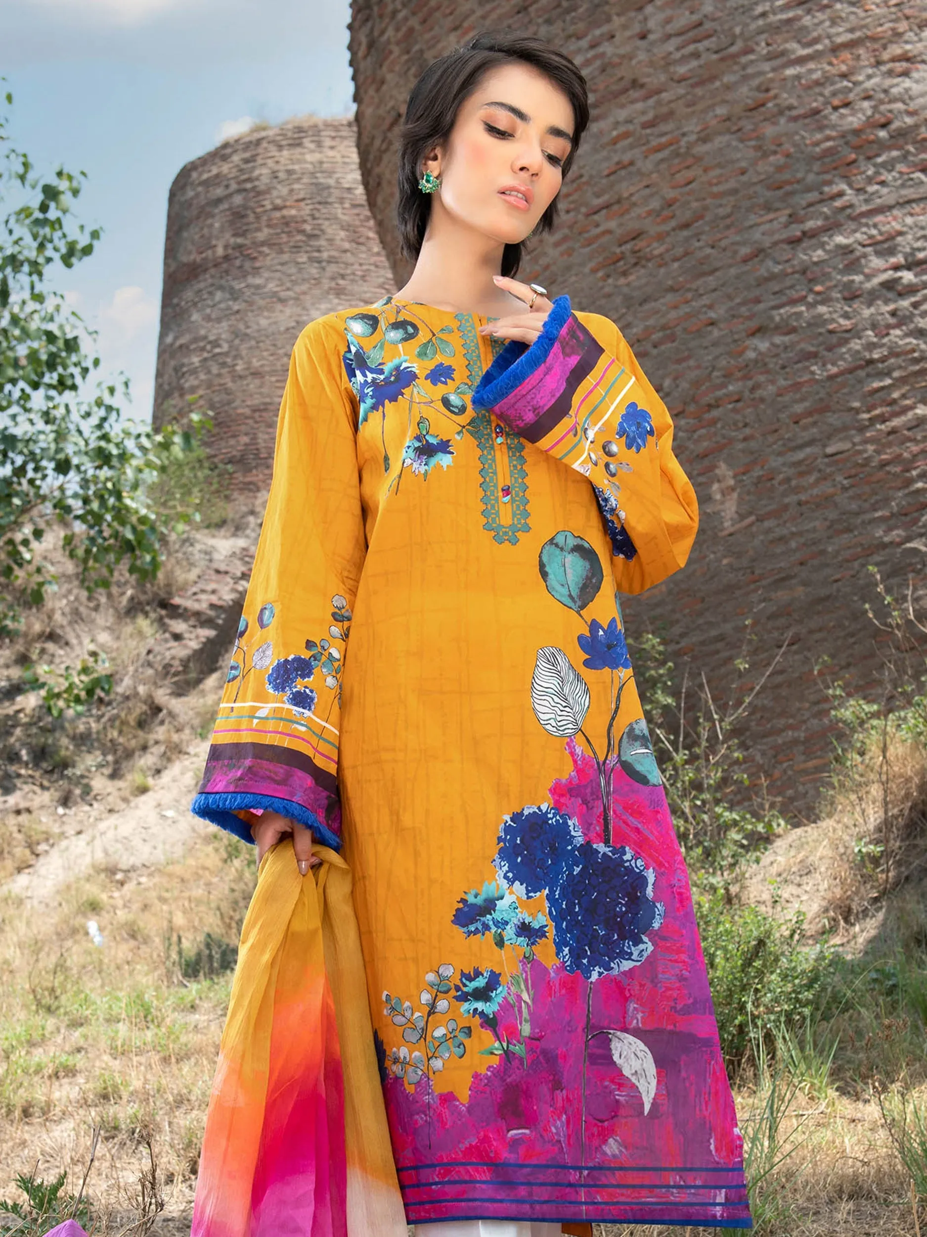 2 Piece Printed Lawn Texture Suit