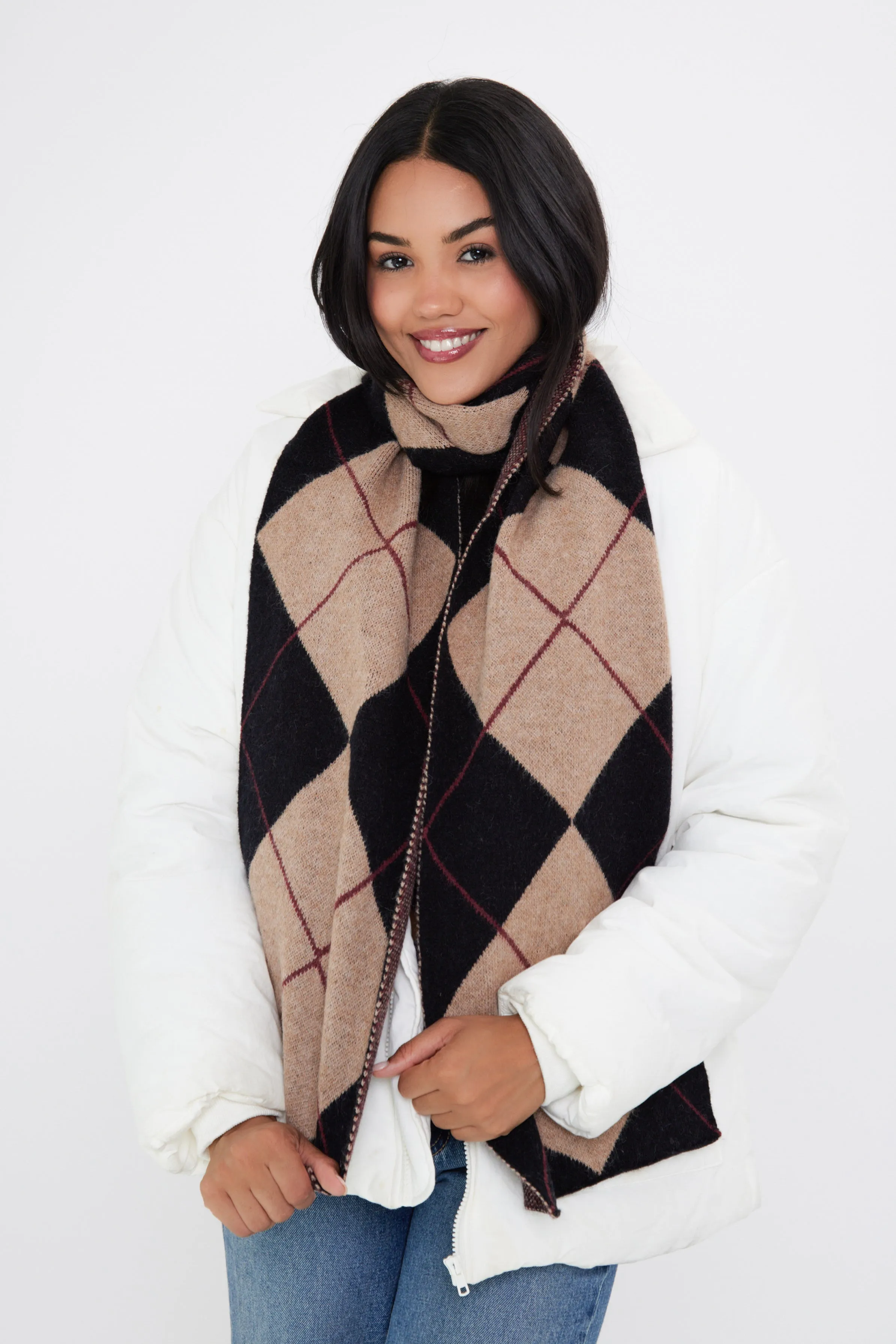 Argyle Pattern Scarf in Black and Brown