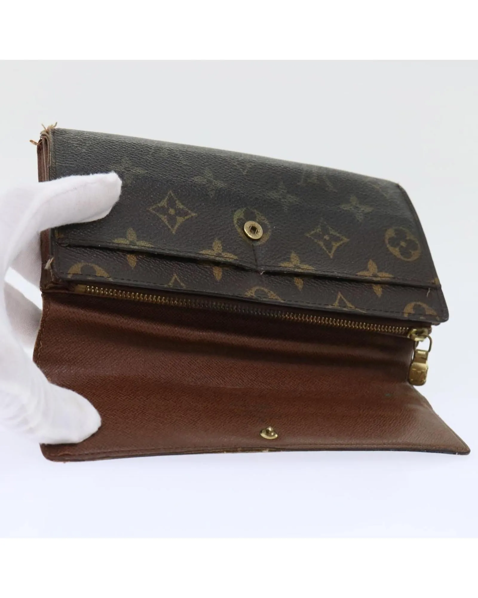 Authentic Monogram Long Wallet