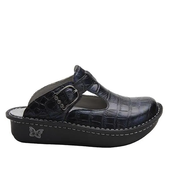 Classic Croco Shoe