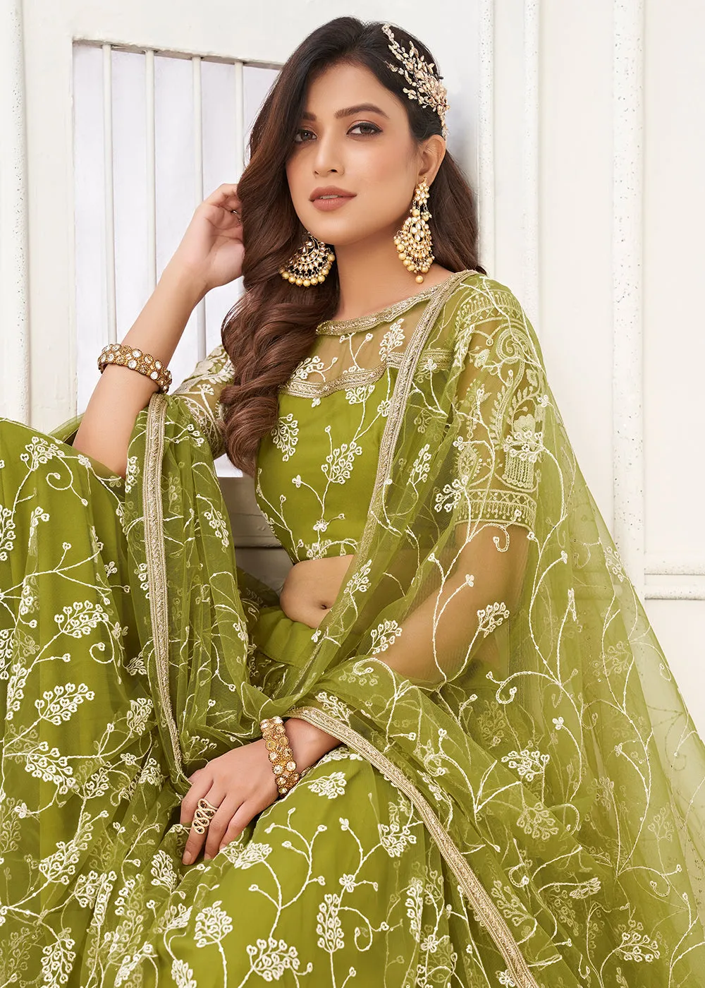 Embroidered Net Green Mehndi & Wedding Wear Lehenga Choli